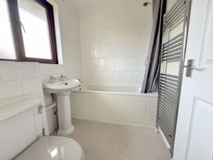 Family Bathroom- click for photo gallery